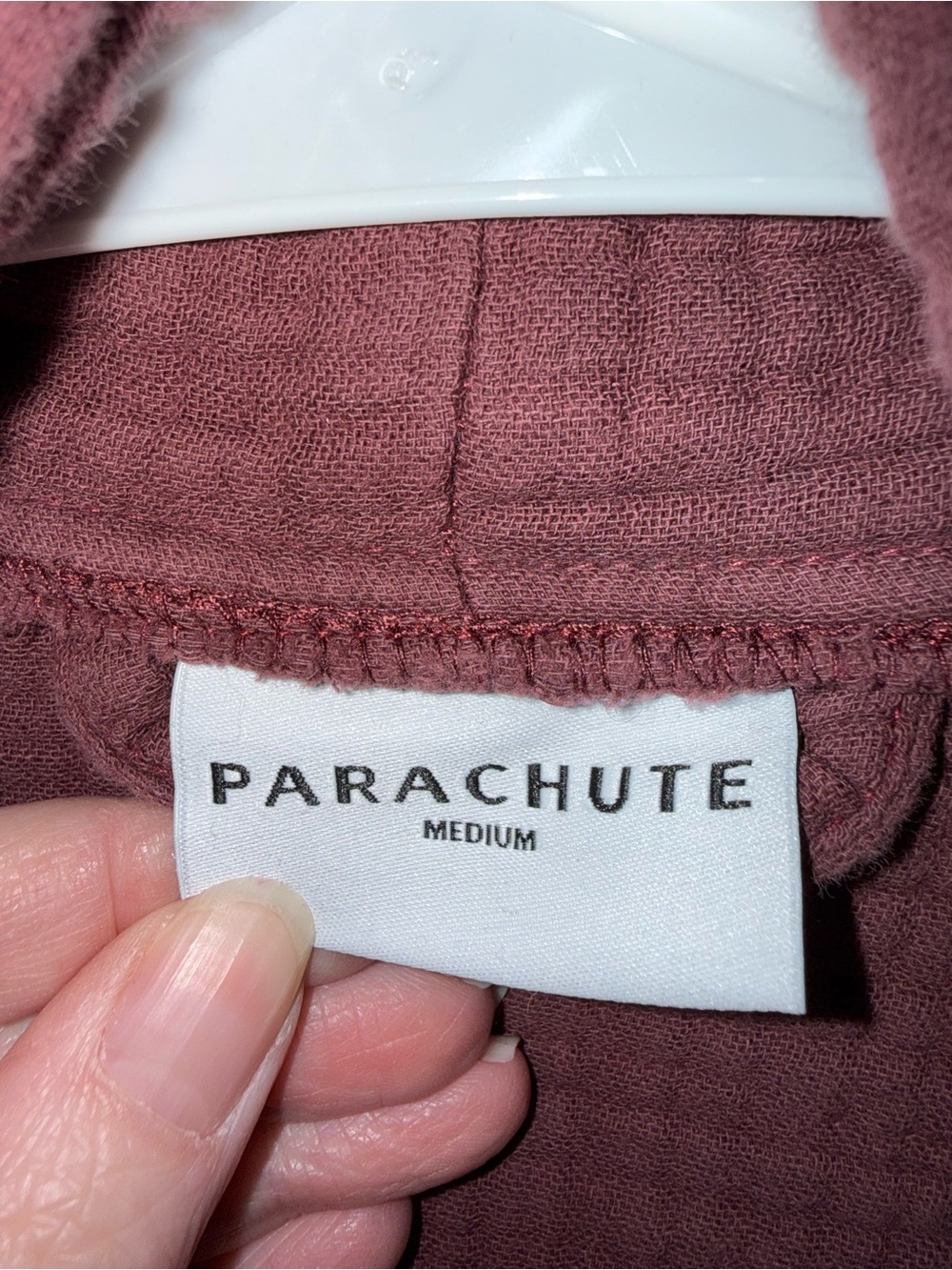 EUC Parachute Cloud Cotton Robe in Burgundy - Picture 3 of 3